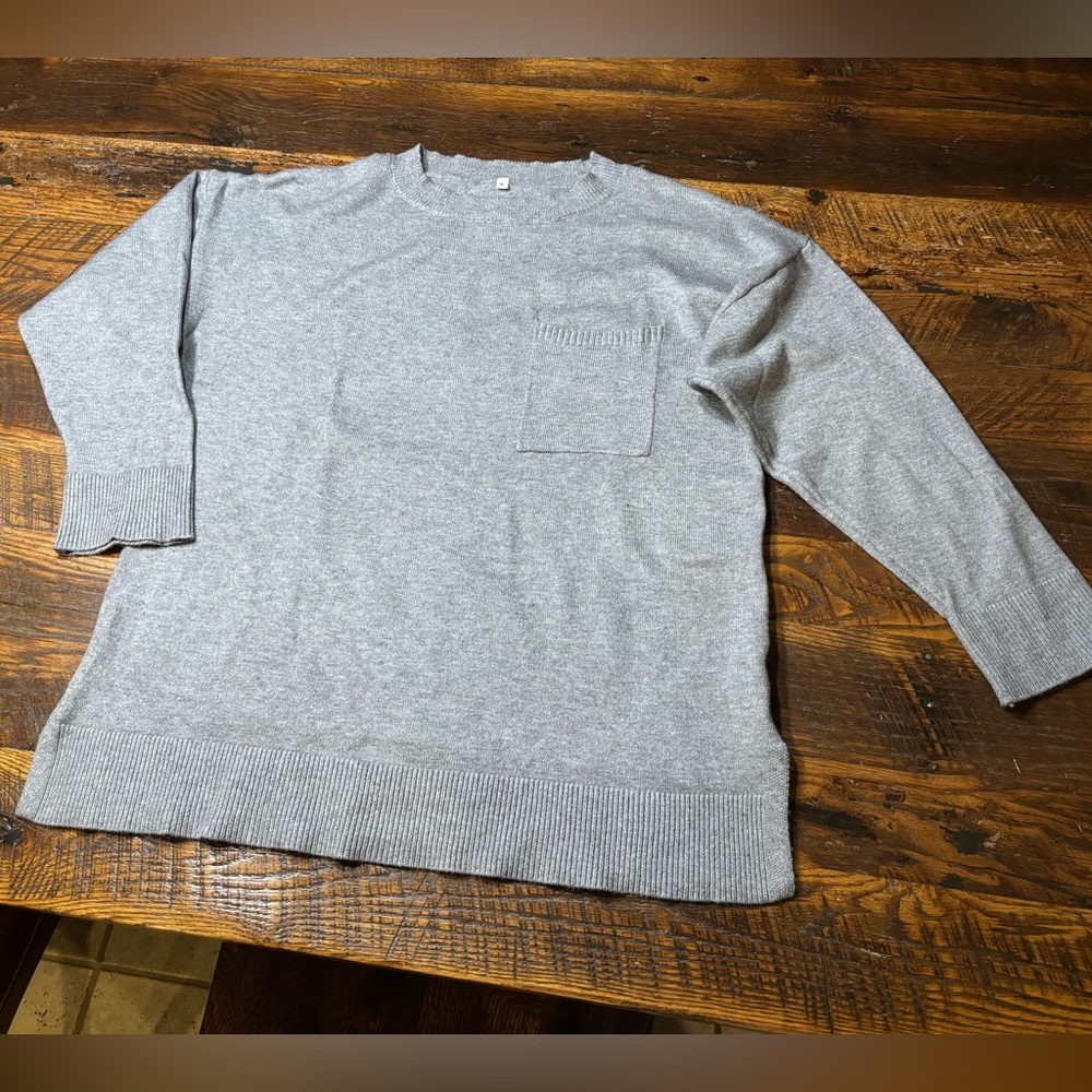 Ladies Midweight Soft Gray Tunic Sweater - size XL